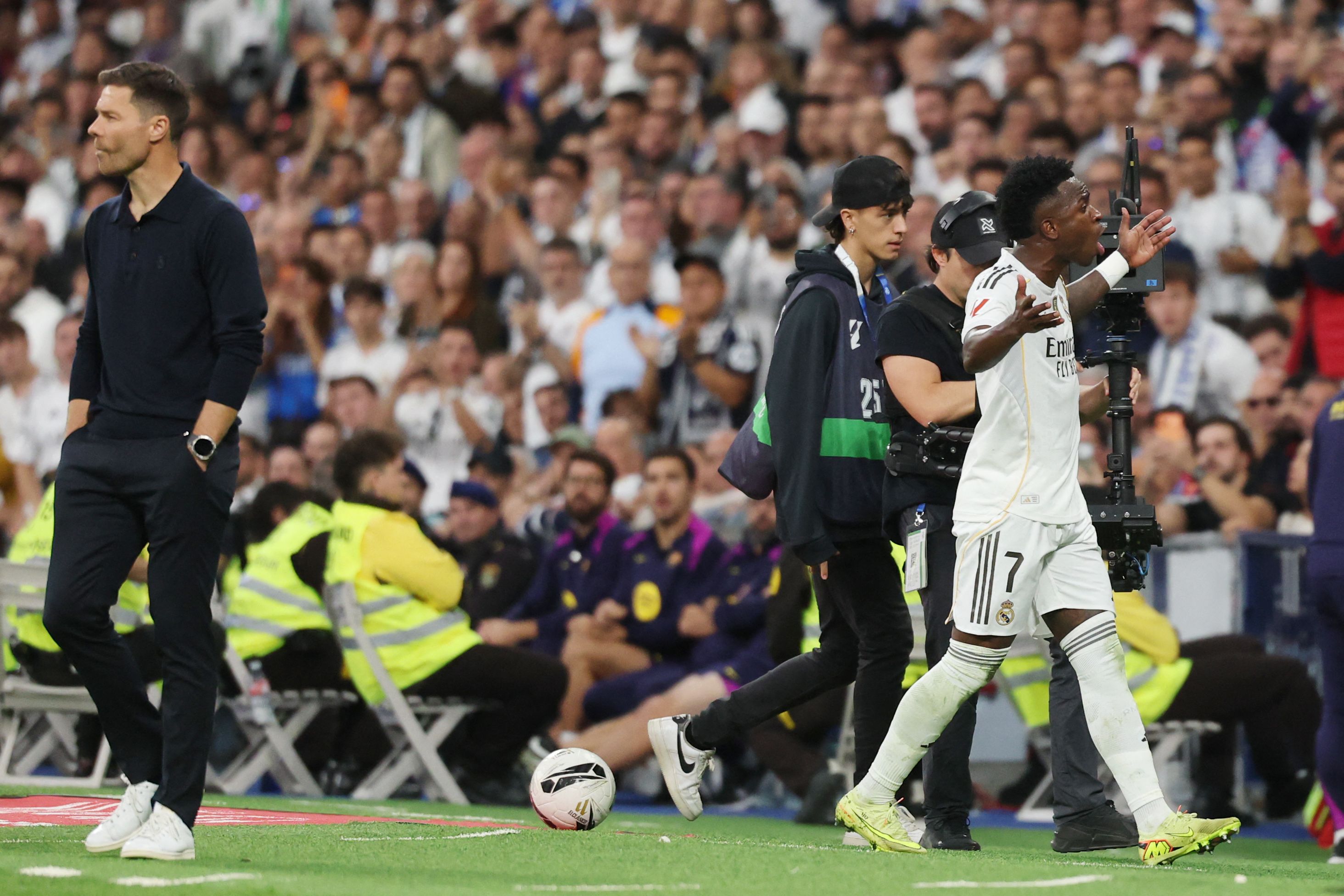 Xabi Alonso Vinicius