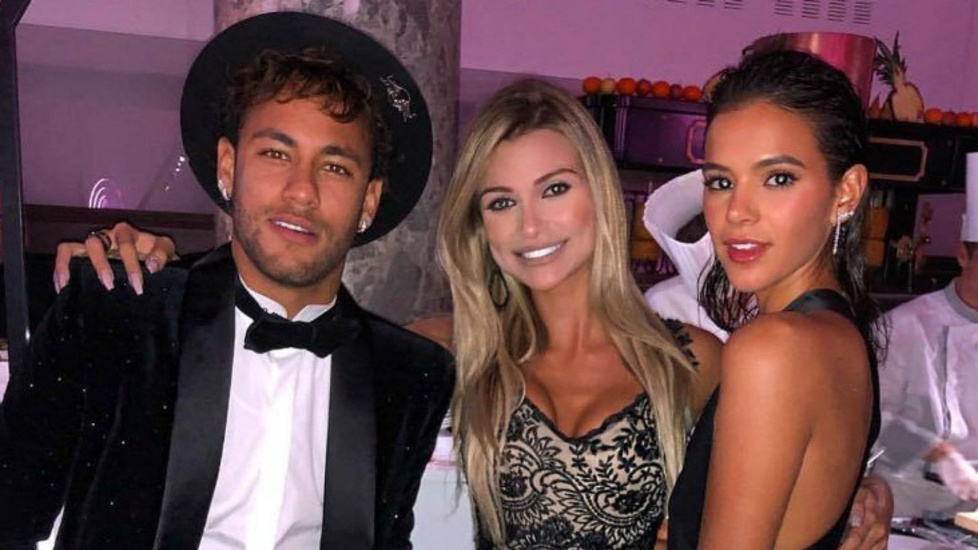 Neymar party