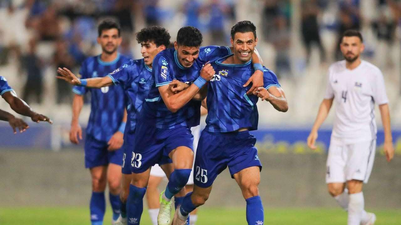 احتفال لاعبي القوة الجوية