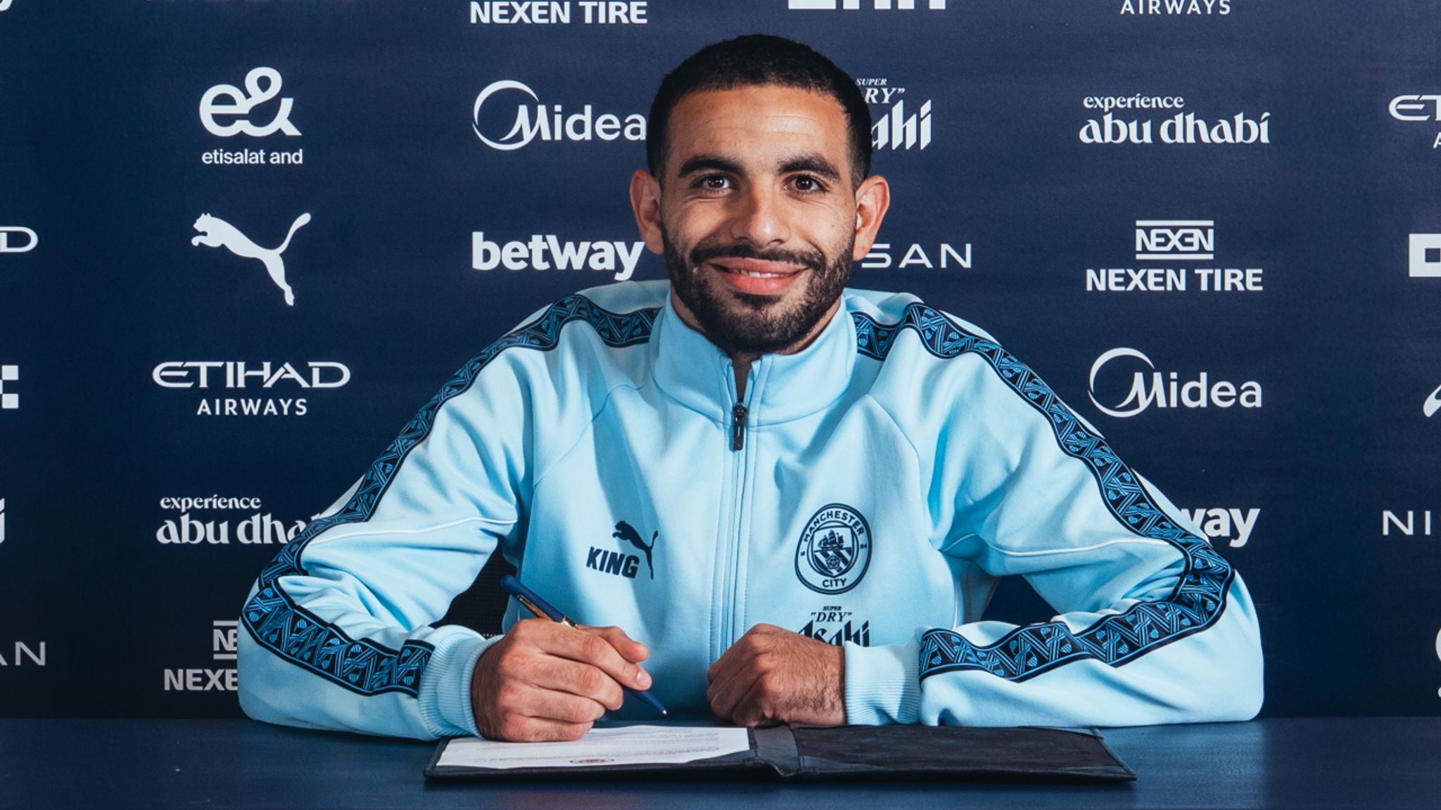 Rayan Ait-Nouri Man City 2025