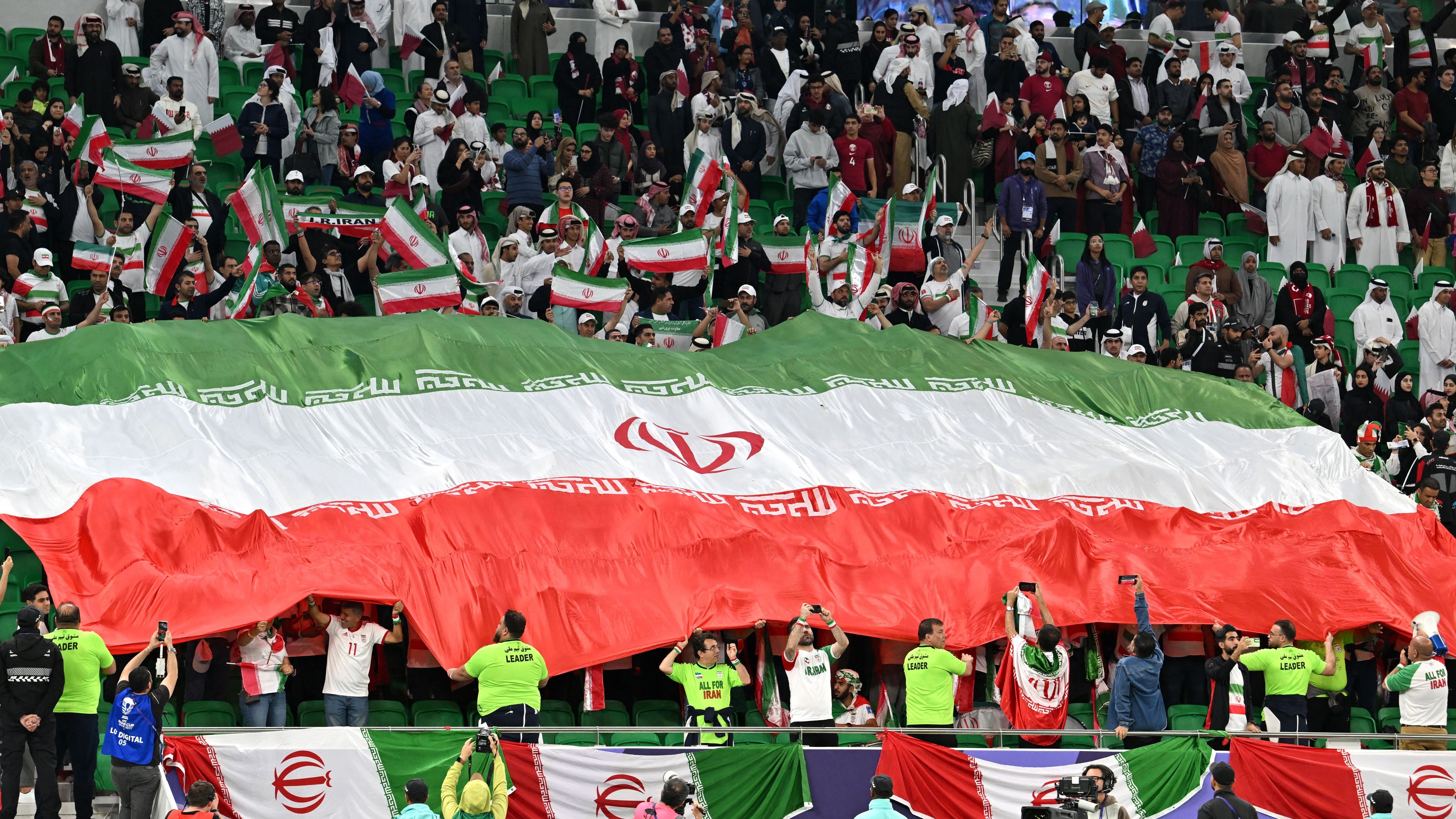 وسط الحرب.. منتخب إيران يستعد لمباراتين وديتين في تركيا استعدادًا لكأس العالم