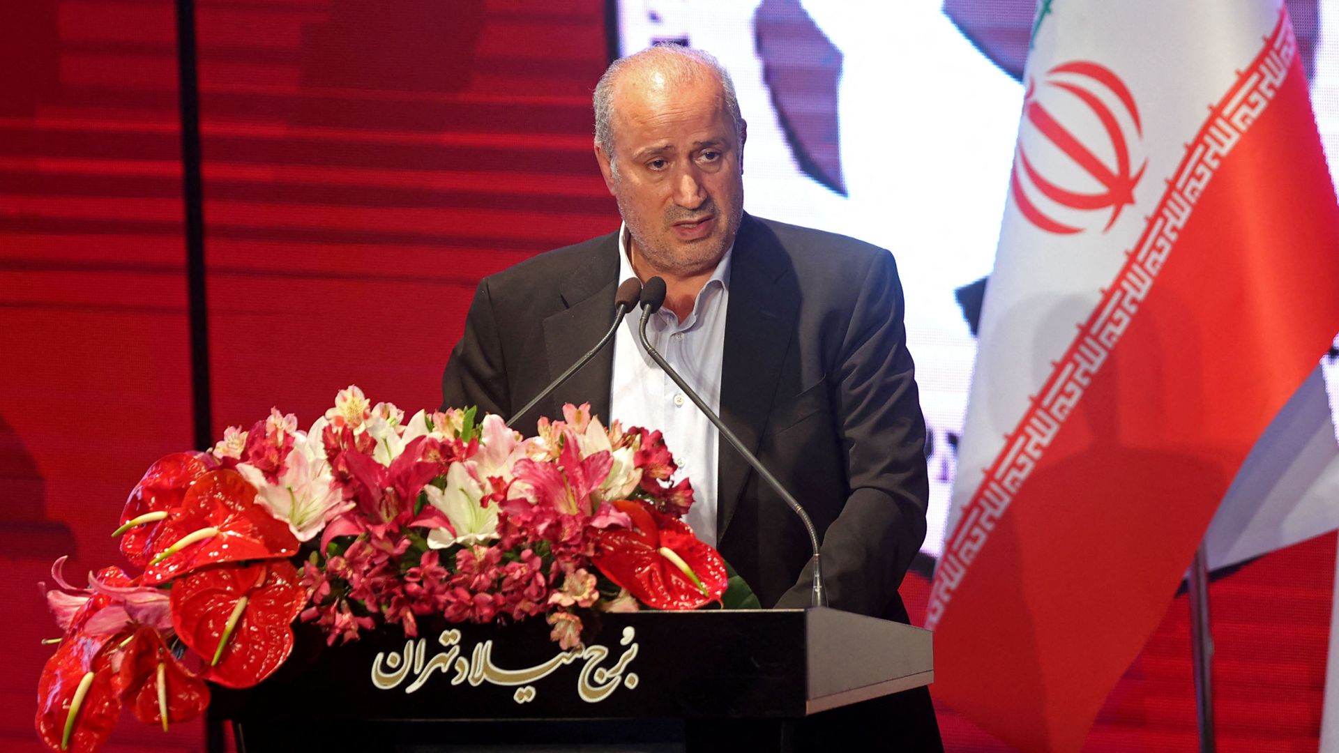 بين مفاجأة كندا وتحذيرات أمريكا.. "جنرالات الكرة الإيرانية" يهددون مشاركة المنتخب في المونديال