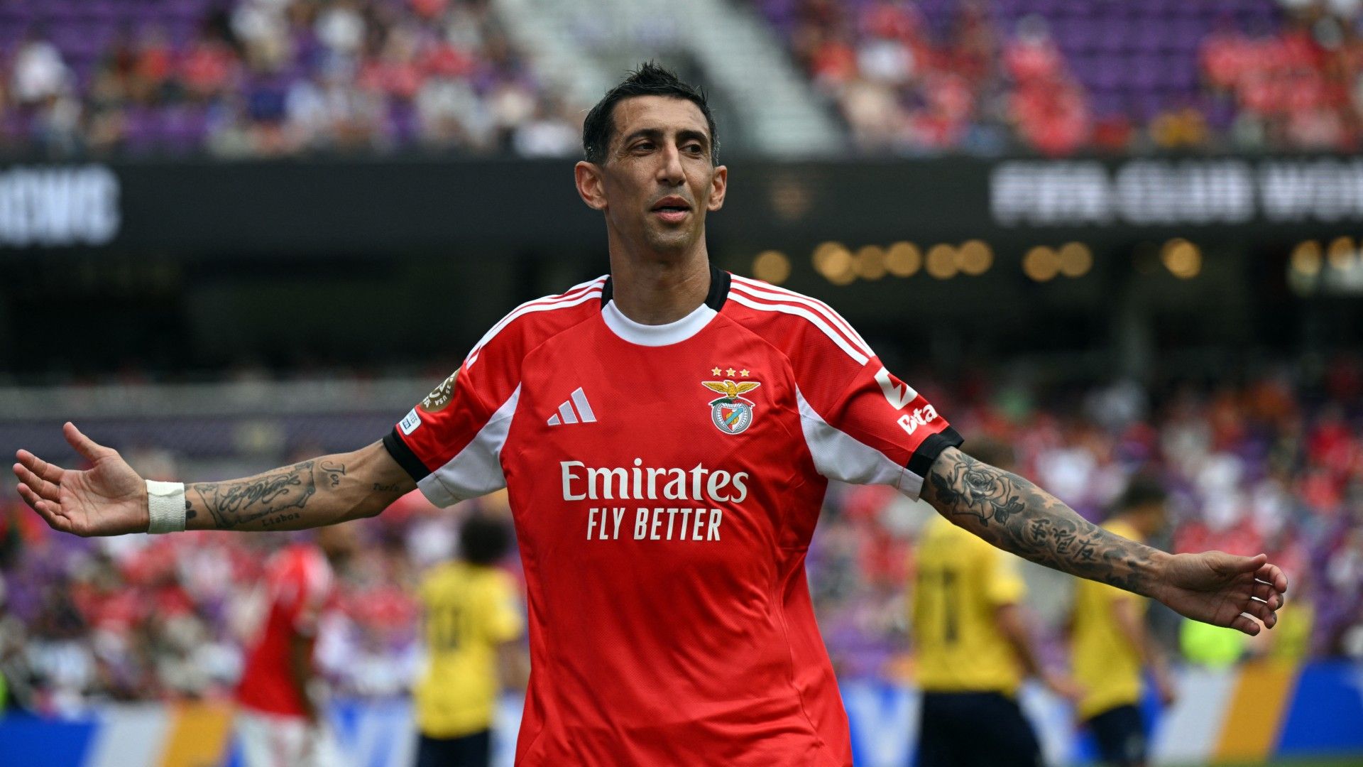 Benfica's Argentine midfielder #11 Angel Di Maria gestures 