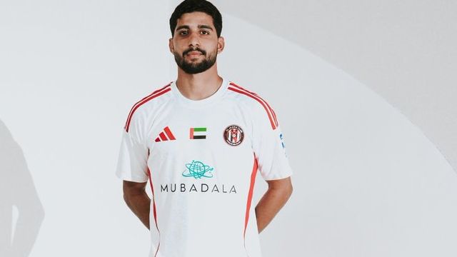 إبراهيم عادل بقميص الجزيرة الإماراتي