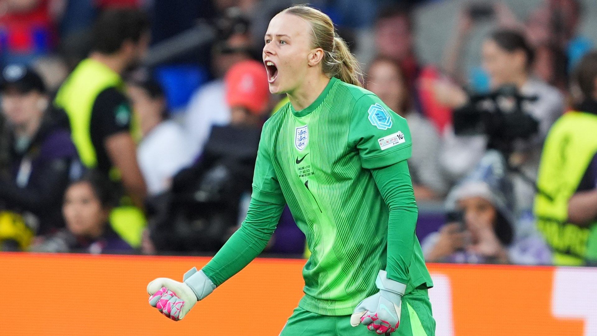 Hannah Hampton England Women 2025