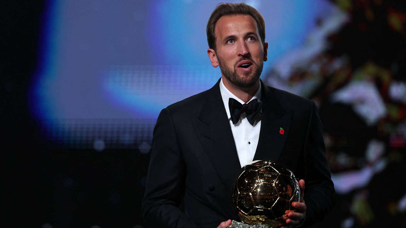 بايرن ميونخ ضد بوروسيا دورتموندإيبرل: كين أصبح قائدًا منذ رباعية برشلونة.. وهذه كواليس صفقة أوليسيكين توج مسيرته المميزة بالكرة الذهبية13:3329 أكتوبر 2026
