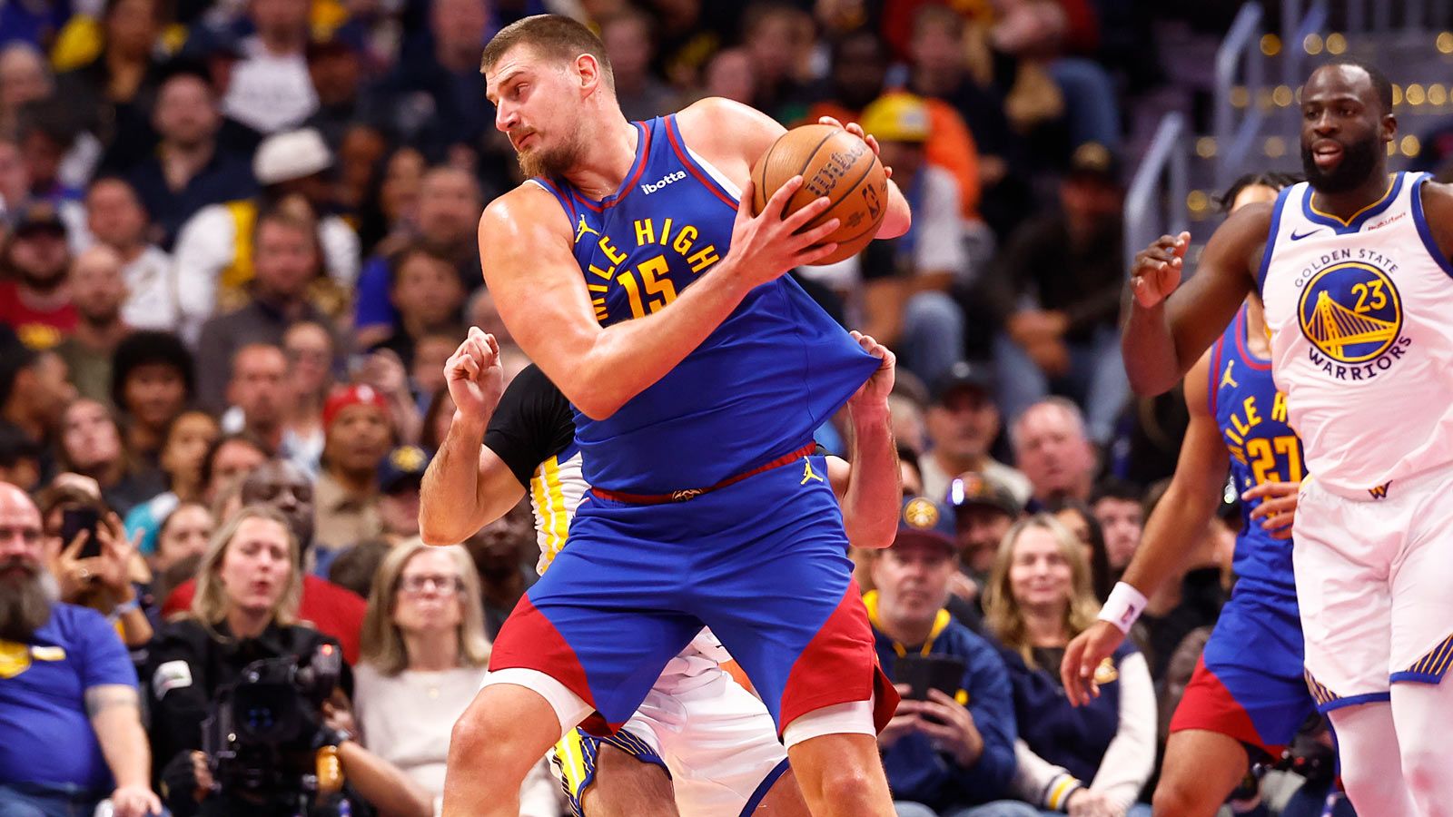 nikola jokic nuggets warriors