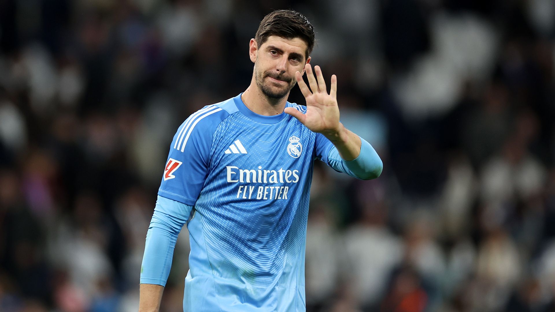 Foto di Thibaut Courtois durante la partita Real Madrid Osasuna all'El Sadar