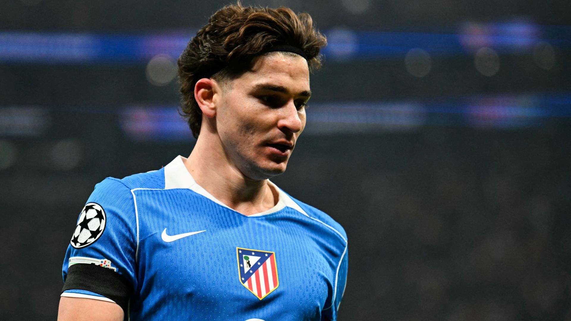 ألفاريز يشعل فتيل الأزمة في مدريد.. مواجهة نارية مع أتلتيكو وبيان علني مرتقب