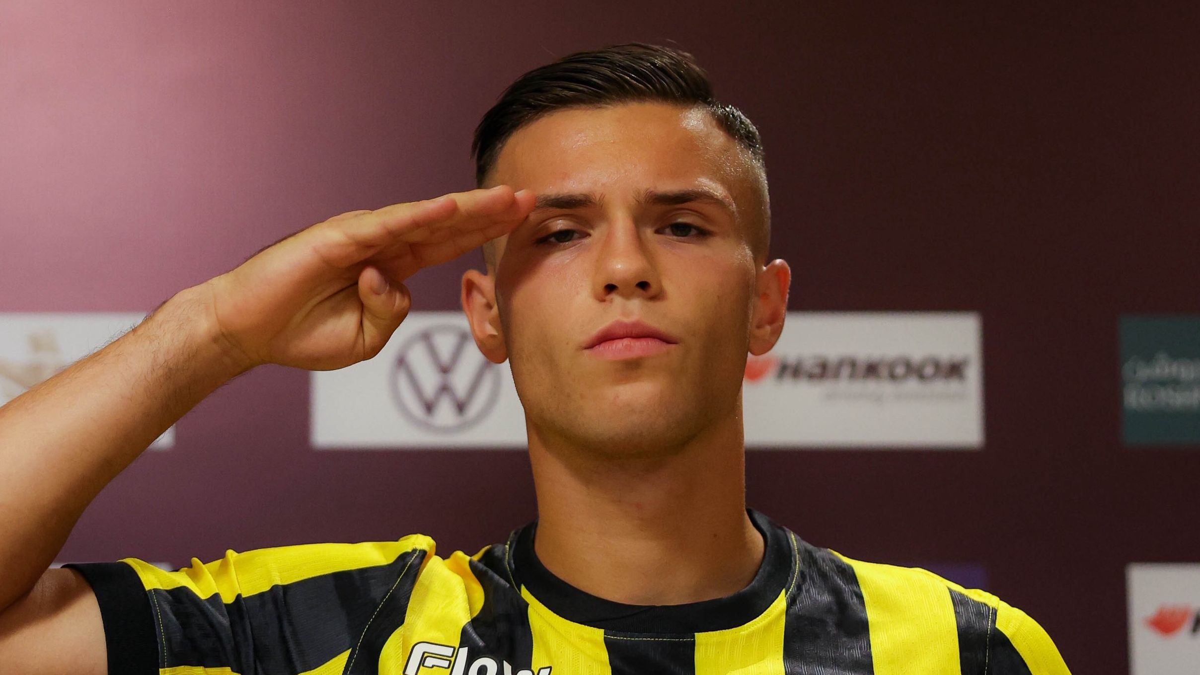 Jan-Carlo Simic يان كارلو سيميتش