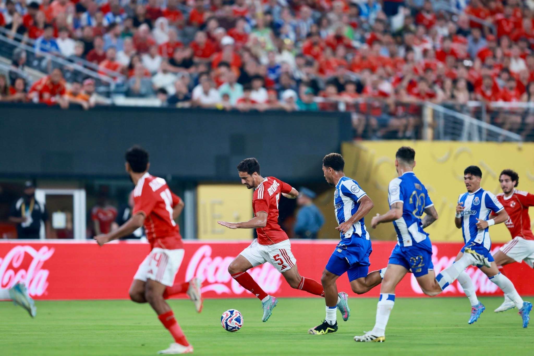 محمد علي بن رمضان في مباراة الأهلي وبورتو