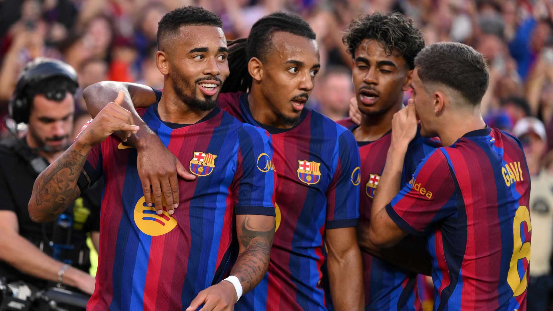 برشلونة ضد ريال مدريدبرشلونة يرفض الدخول في مزايدة مالية مع ريال مدريد وباريس النادي الكتالوني يراهن على جاذبية مشروعه الرياضي07:0625 أكتوبر 2026