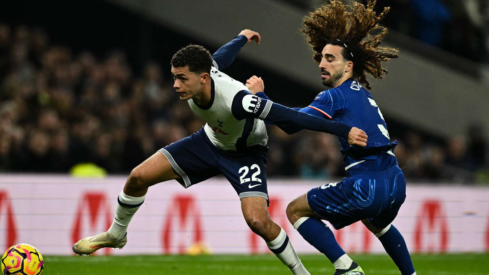 Marc Cucurella Chelsea Tottenham 2024-25