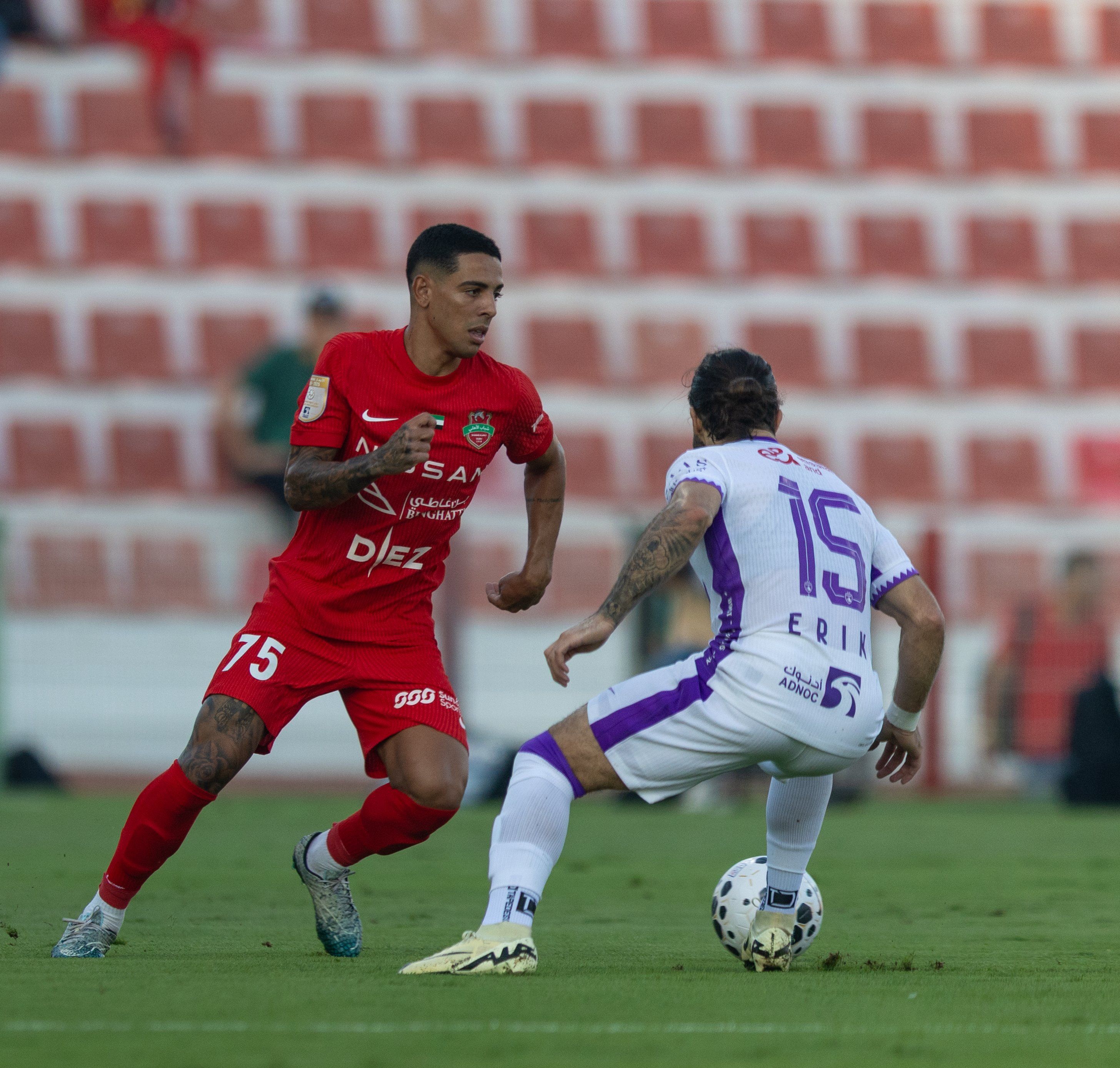 العين يهزم شباب الأهلي 3