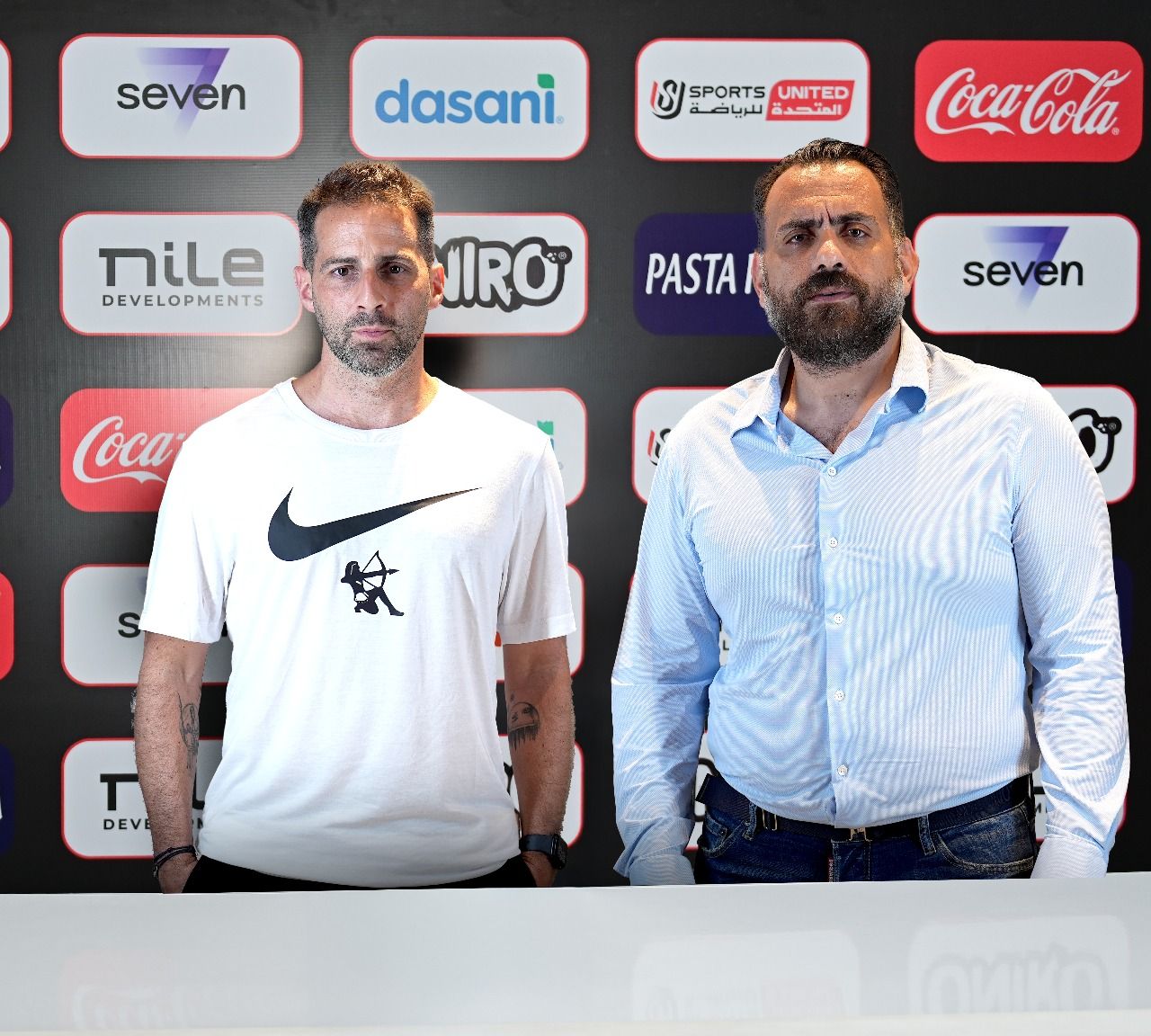 جون إدوارد مع يانيك فيريرا مدرب الزمالك الجديد