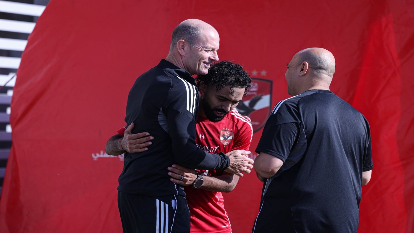 الأهلي يعلن عودة الشحات للتدريبات.. وتأكد غياب 8 لاعبين أمام الجيش الملكي