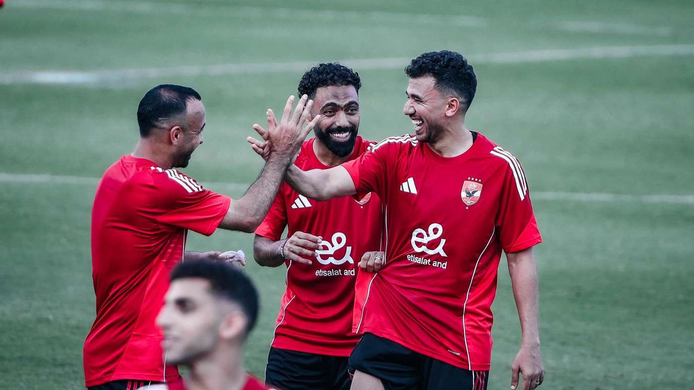 تريزيجيه في تدريبات الأهلي
