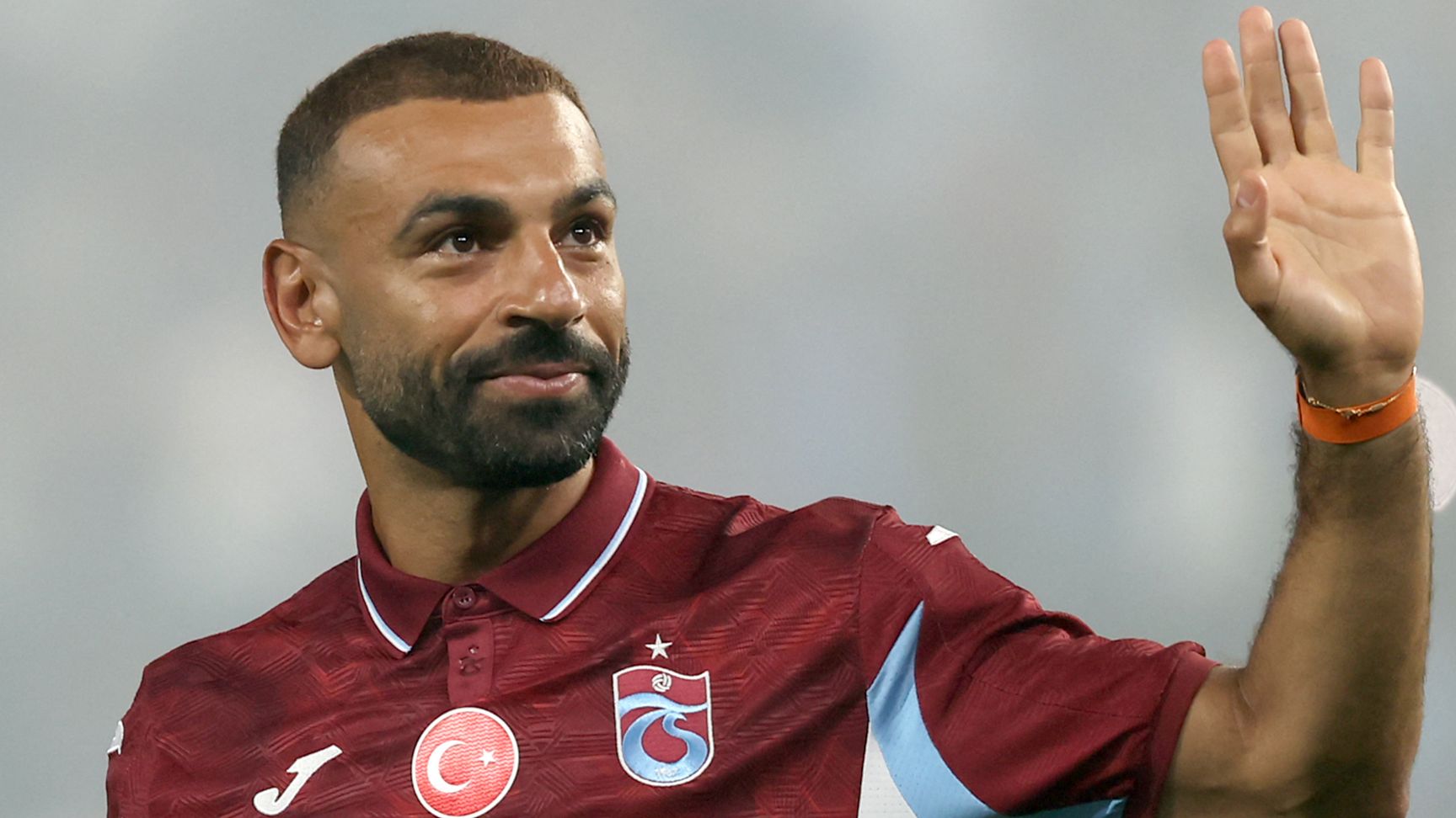 بعدما "فاق التوقعات".. قرار من طرابزون بشأن محمد صلاح
