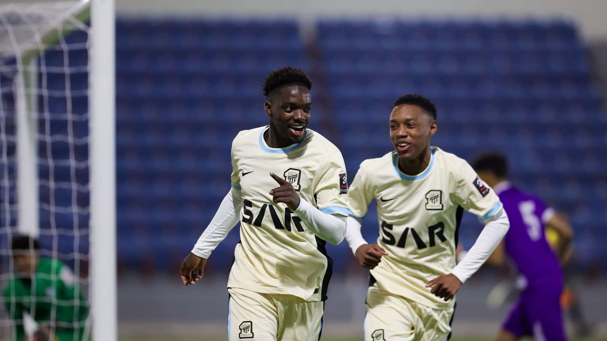 طلال حاجي من مباراة الاتحاد والبكيرية