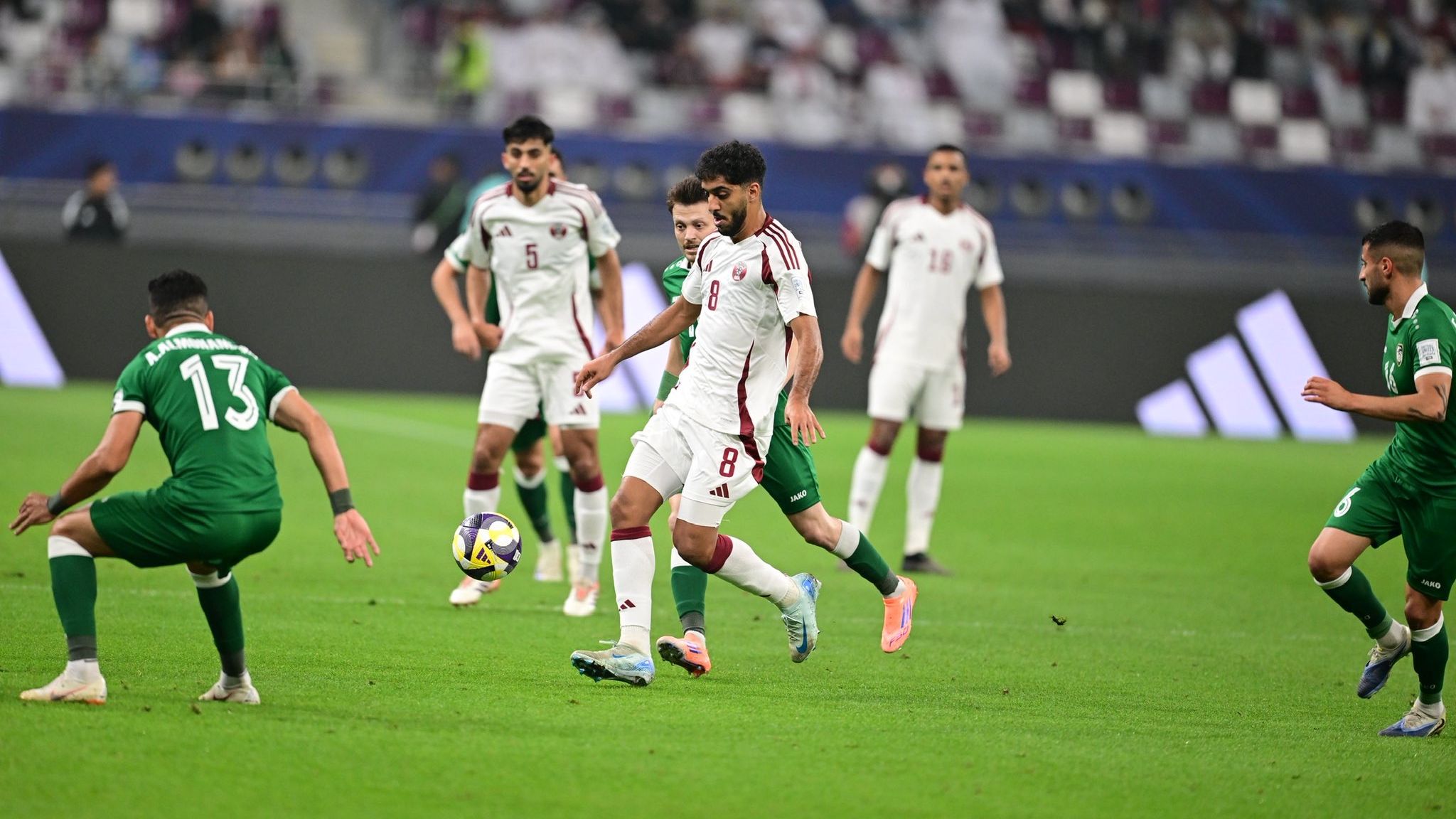 قرب المسافات بين الملاعب