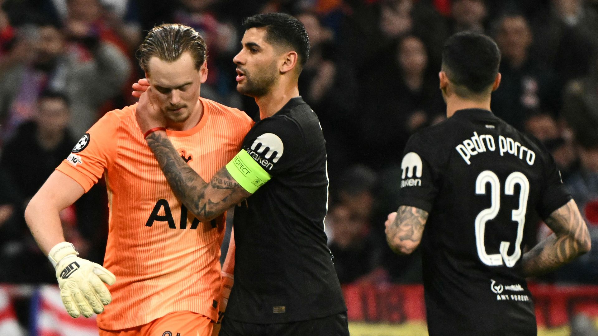 كينسكي يكسر صمته بعد كابوس مباراة توتنهام وأتلتيكو مدريد في دوري الأبطال