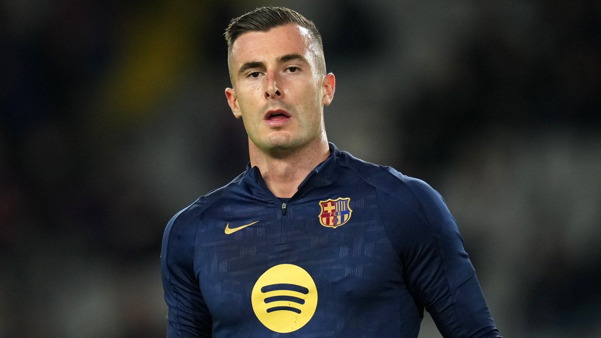 Inaki Peña contro Barcellona a Montjuïc con Elche, 2025