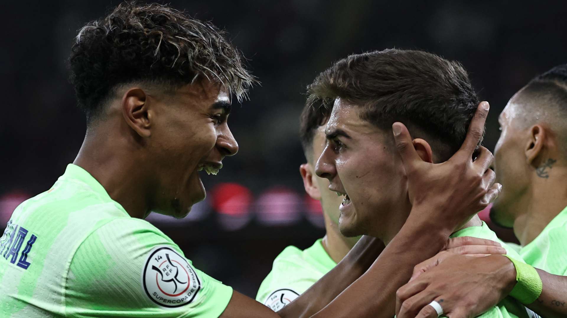 Lamine Yamal Gavi Barcelona 2024-25