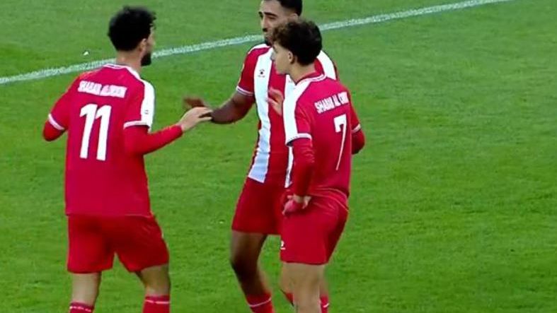 احتفال لاعبي شباب الأردن