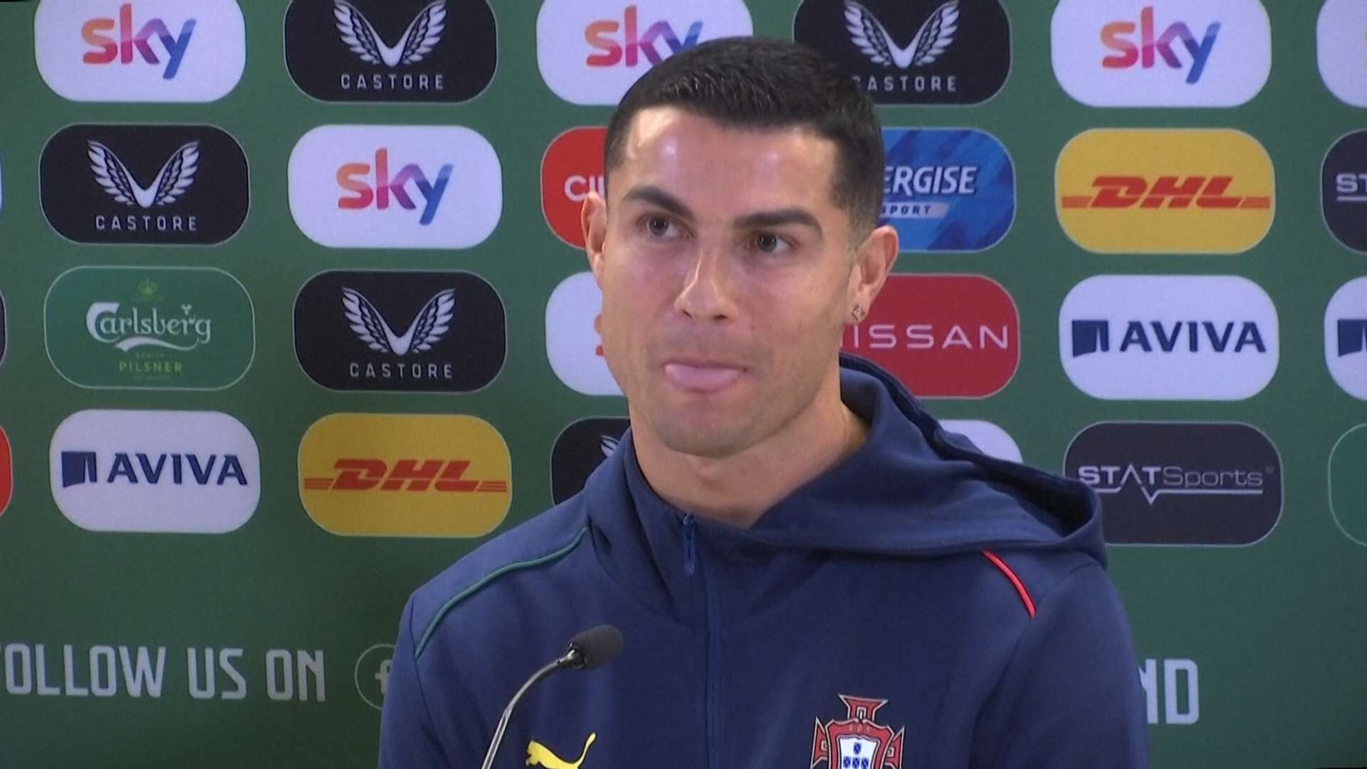 Cristiano Ronaldo auf der Pressekonferenz von Portugals Nationalmannschaft vor dem Spiel gegen Irland