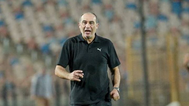 علي ماهر المدير الفني لفريق سيراميكا كليوباترا