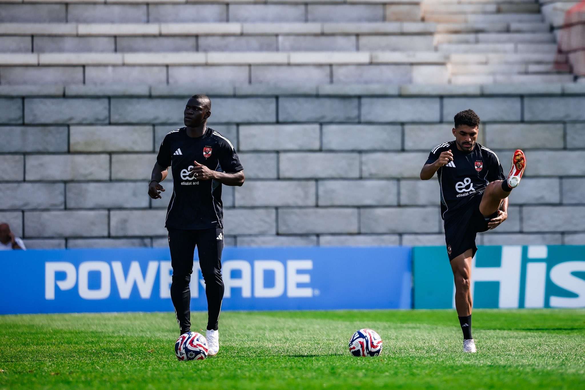 أليو ديانج لاعب الأهلي