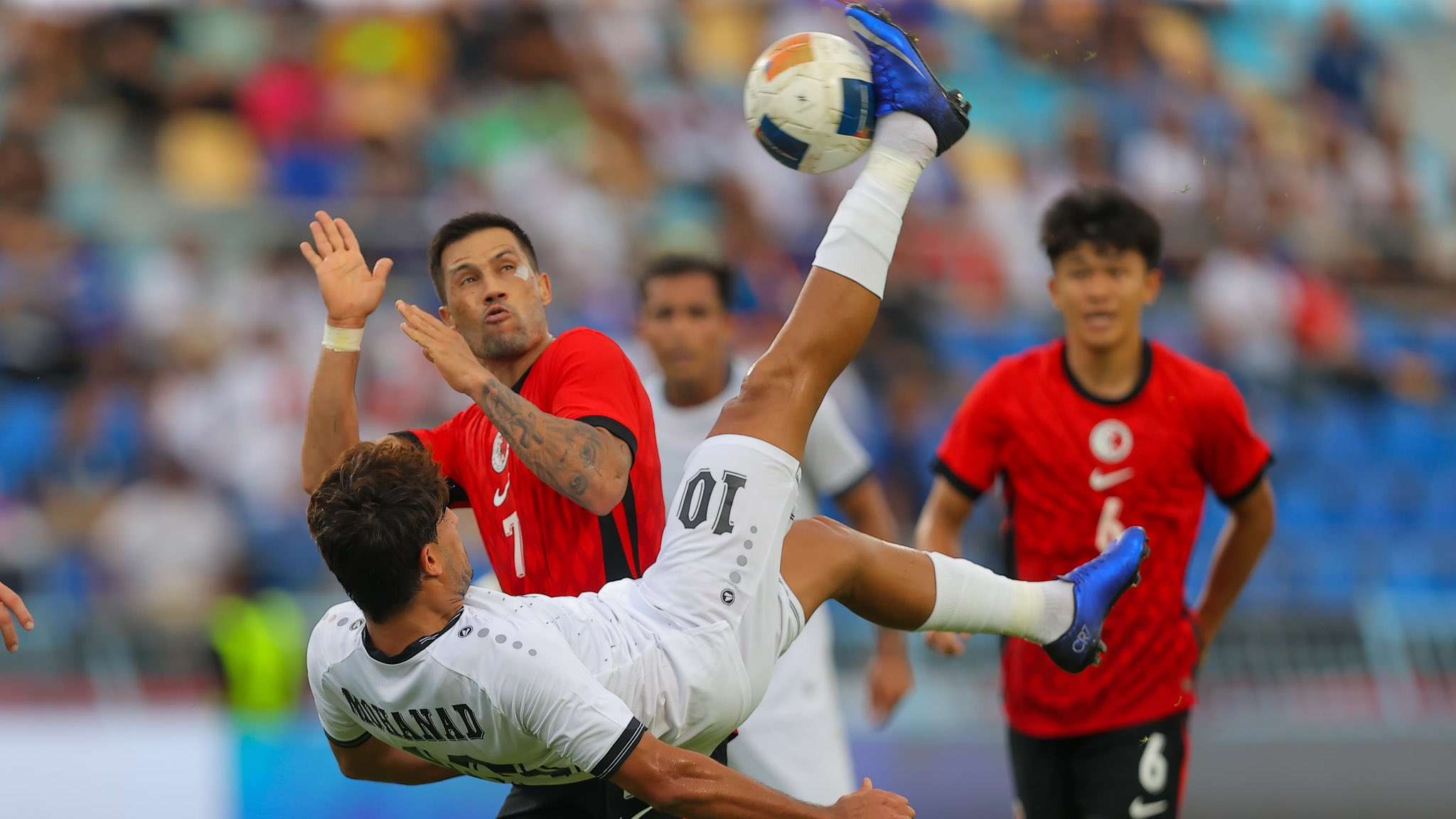 مهند علي سجل هدفا رائعا أمام هونج كونج