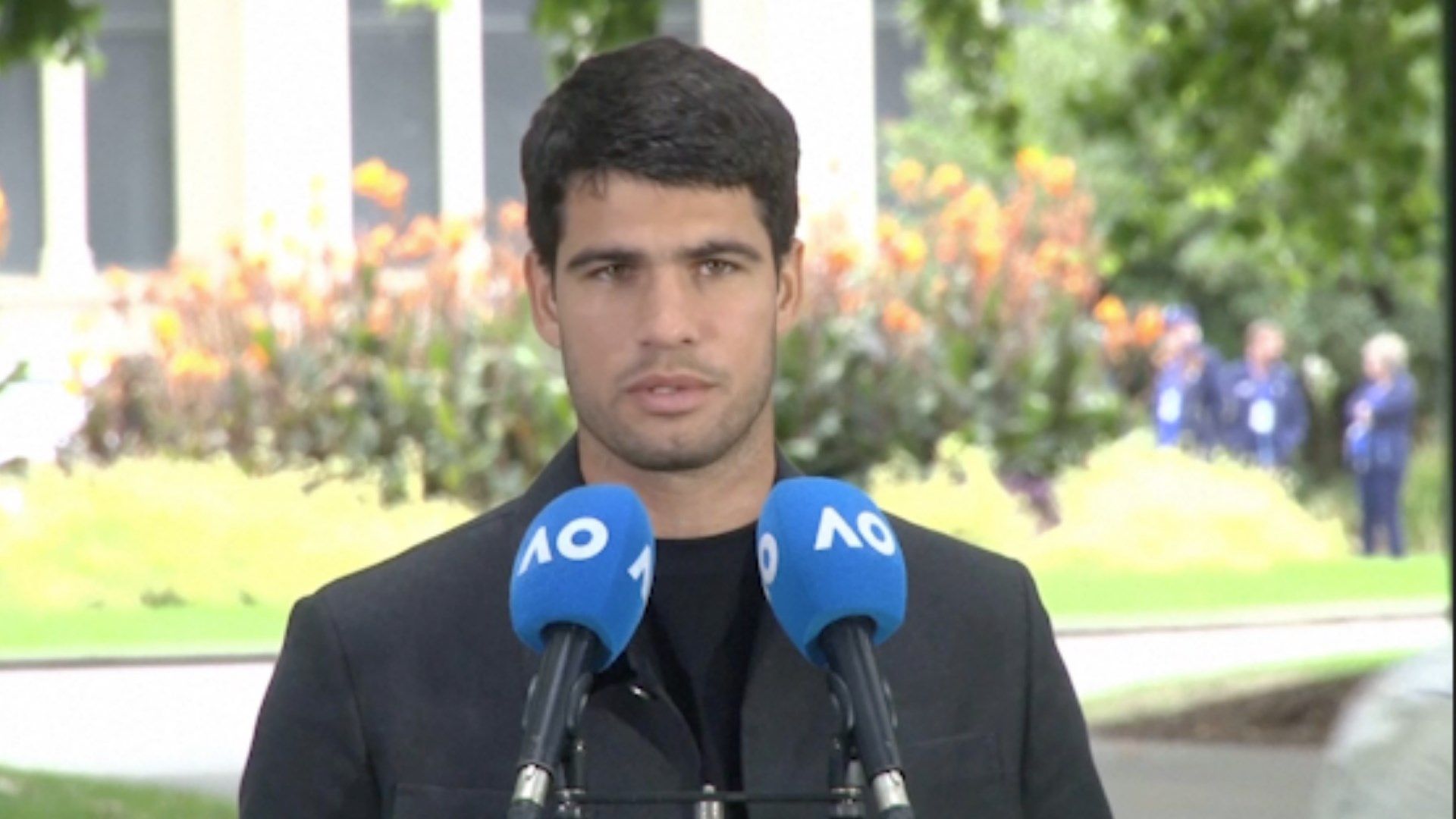 ضربة لعشاق التنس.. ألكاراز يفاجئ الجماهير بخبر صادم