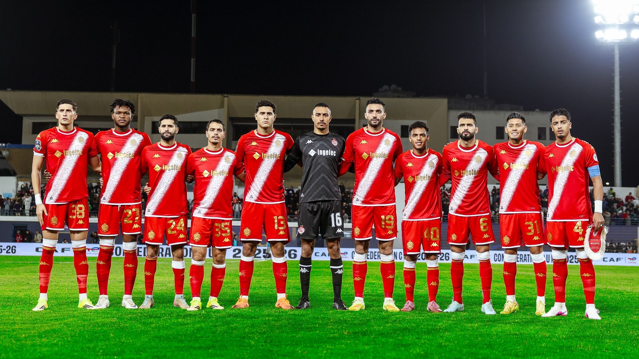 الوداد الرياضي يواجه أزمة مزدوجة بعد الإقصاء من الكونفيدرالية وغيباب حراس المرمى