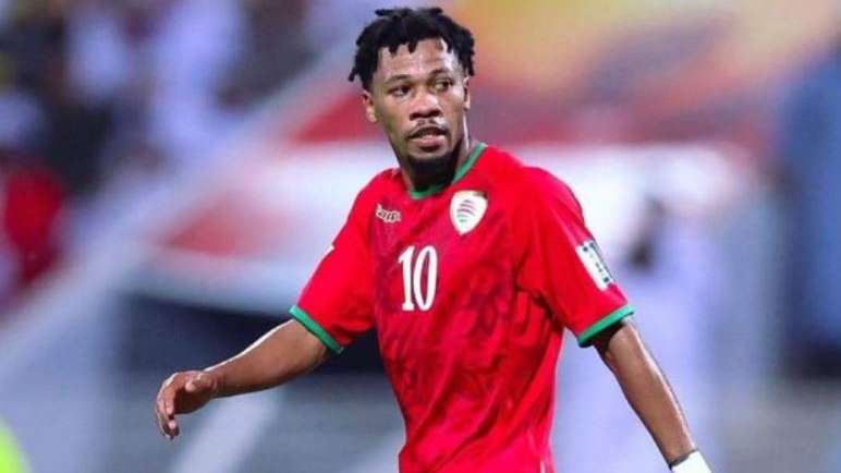 جميل اليحمدي لاعب منتخب عمان