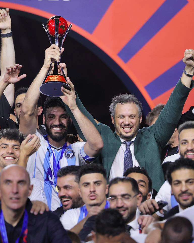 احتفال لاعبي بيراميدز