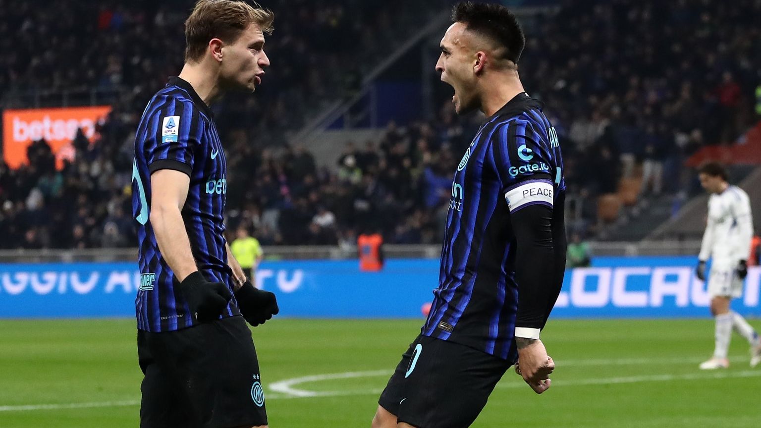 Lautaro Martinez Nicolo Barella Inter Como