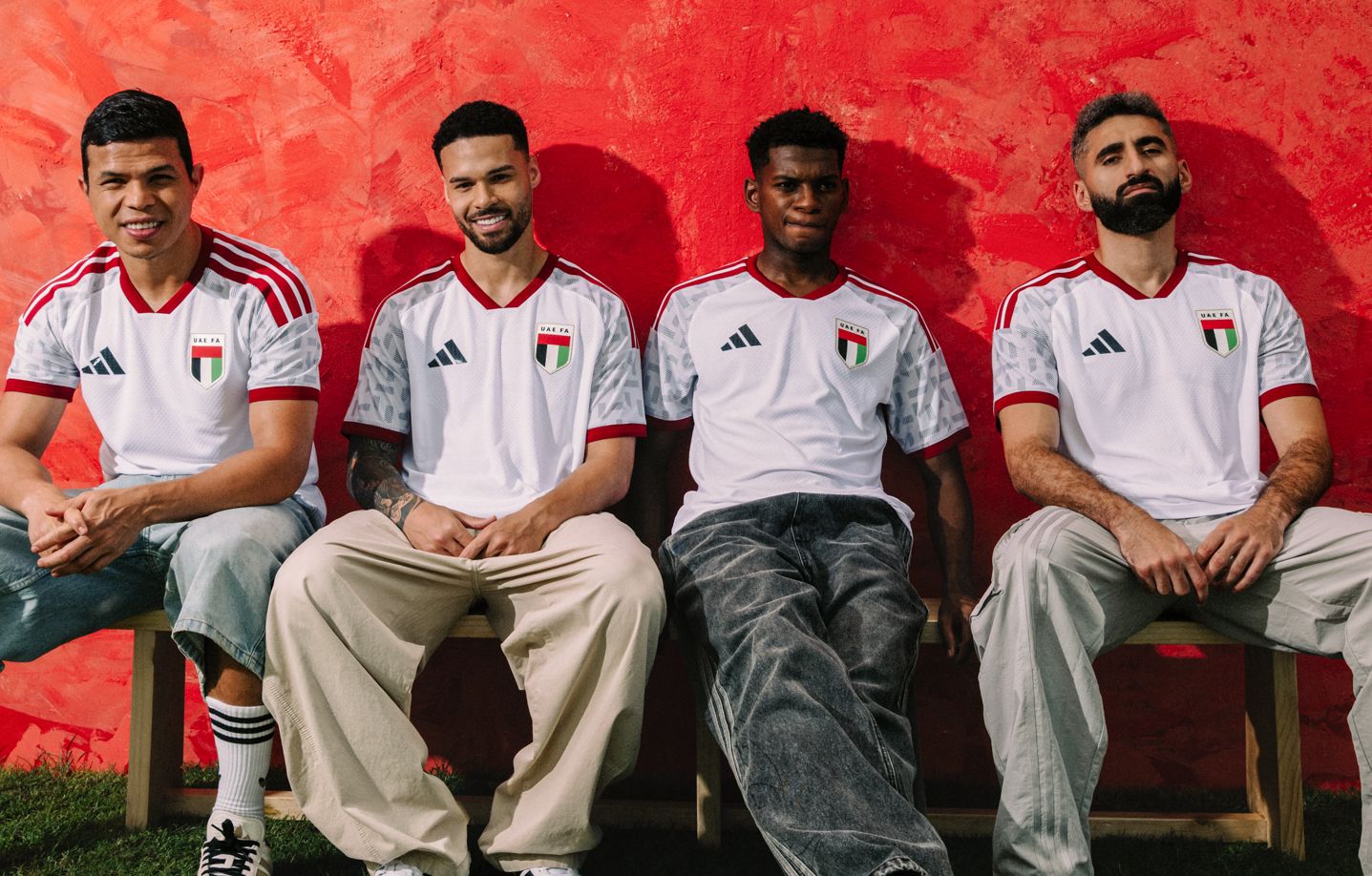 قميص الإمارات