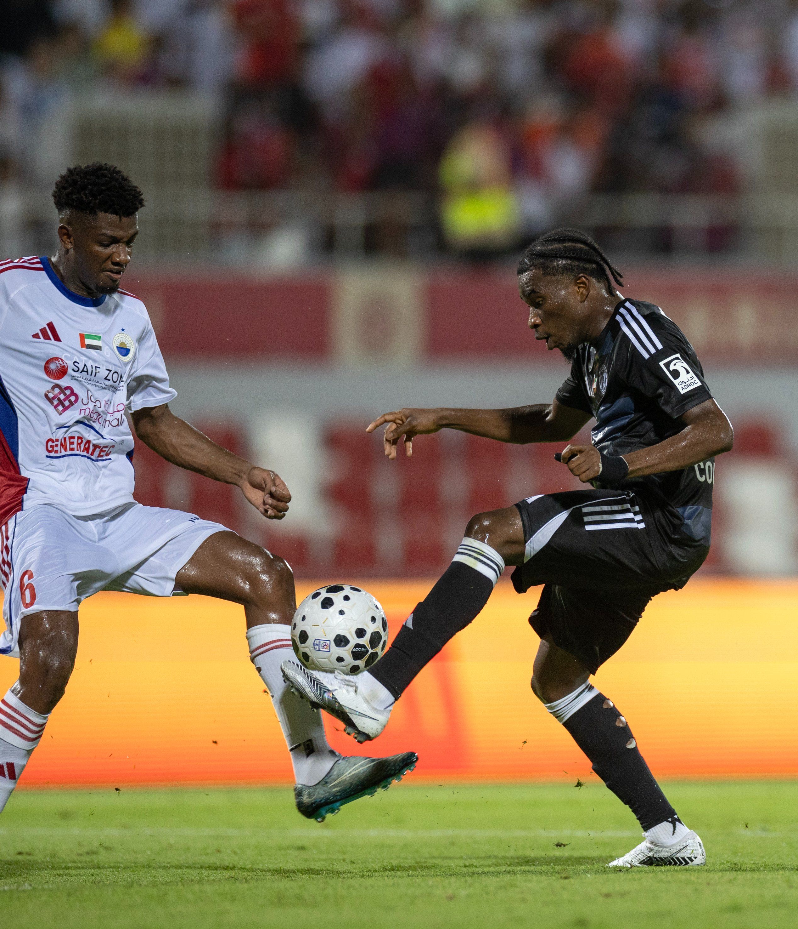 الجزيرة والشارقة