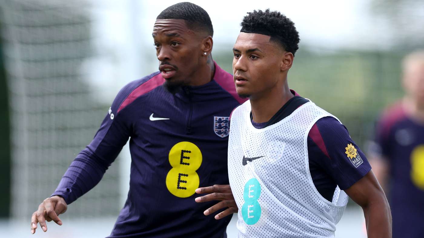 Ivan Toney Ollie Watkins