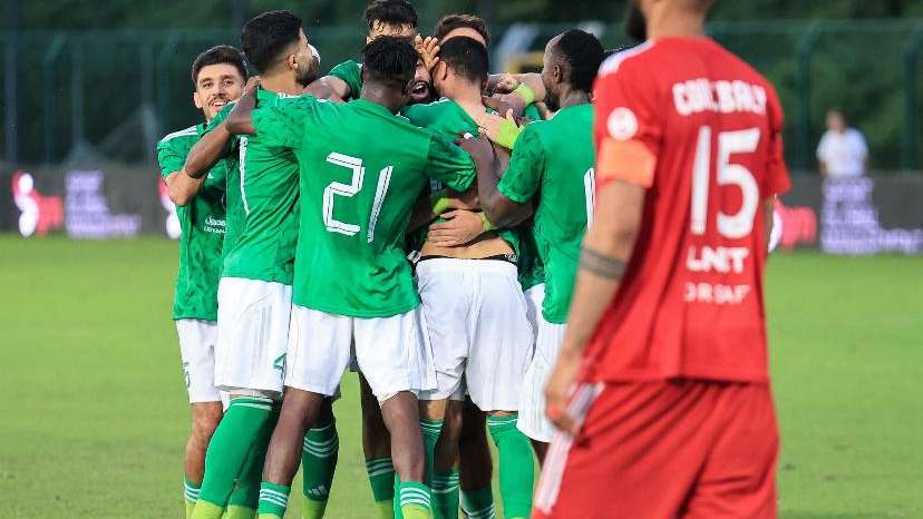 احتفال لاعبي الأهلي طرابلس