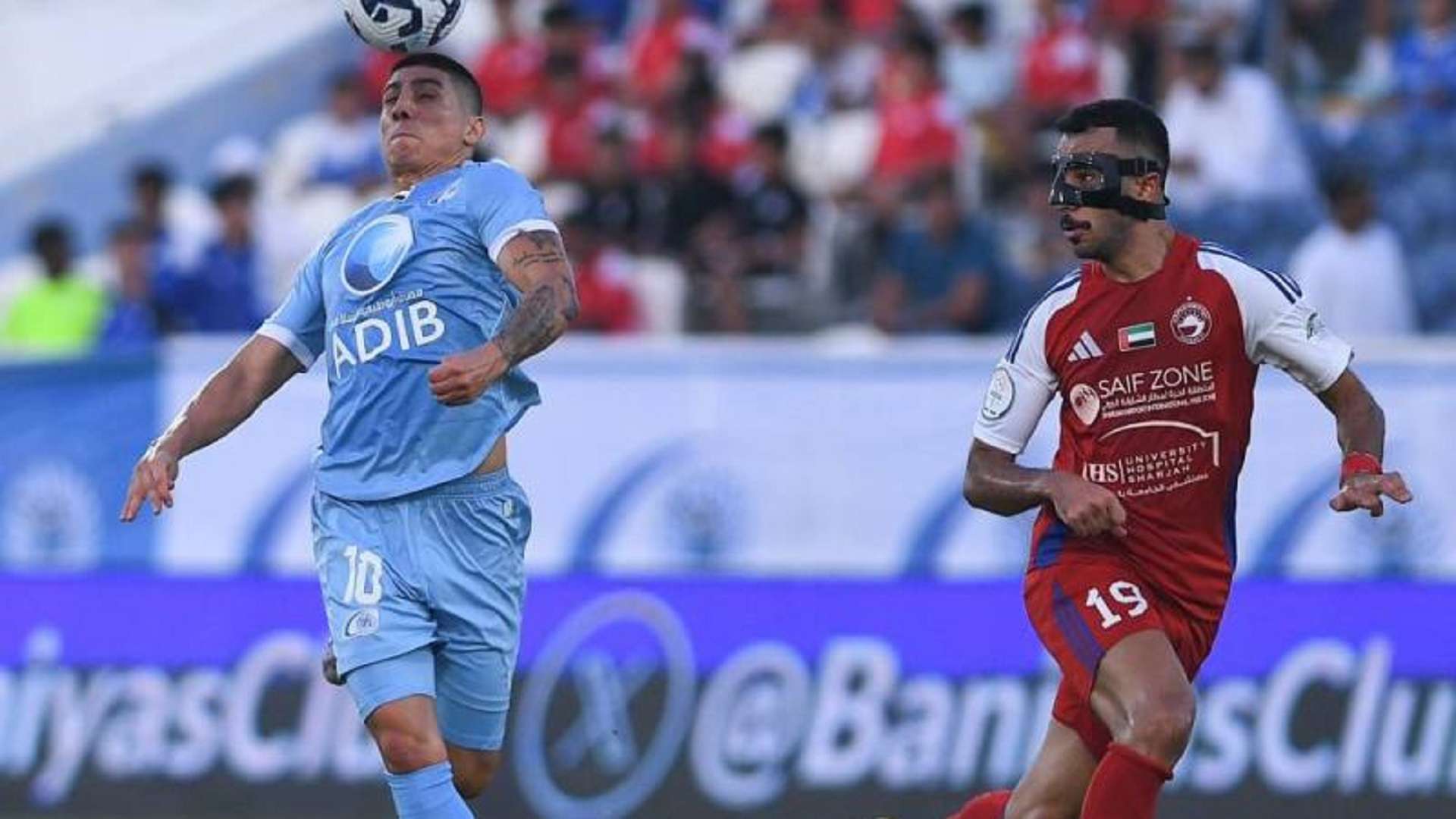 من الدوري الإماراتي