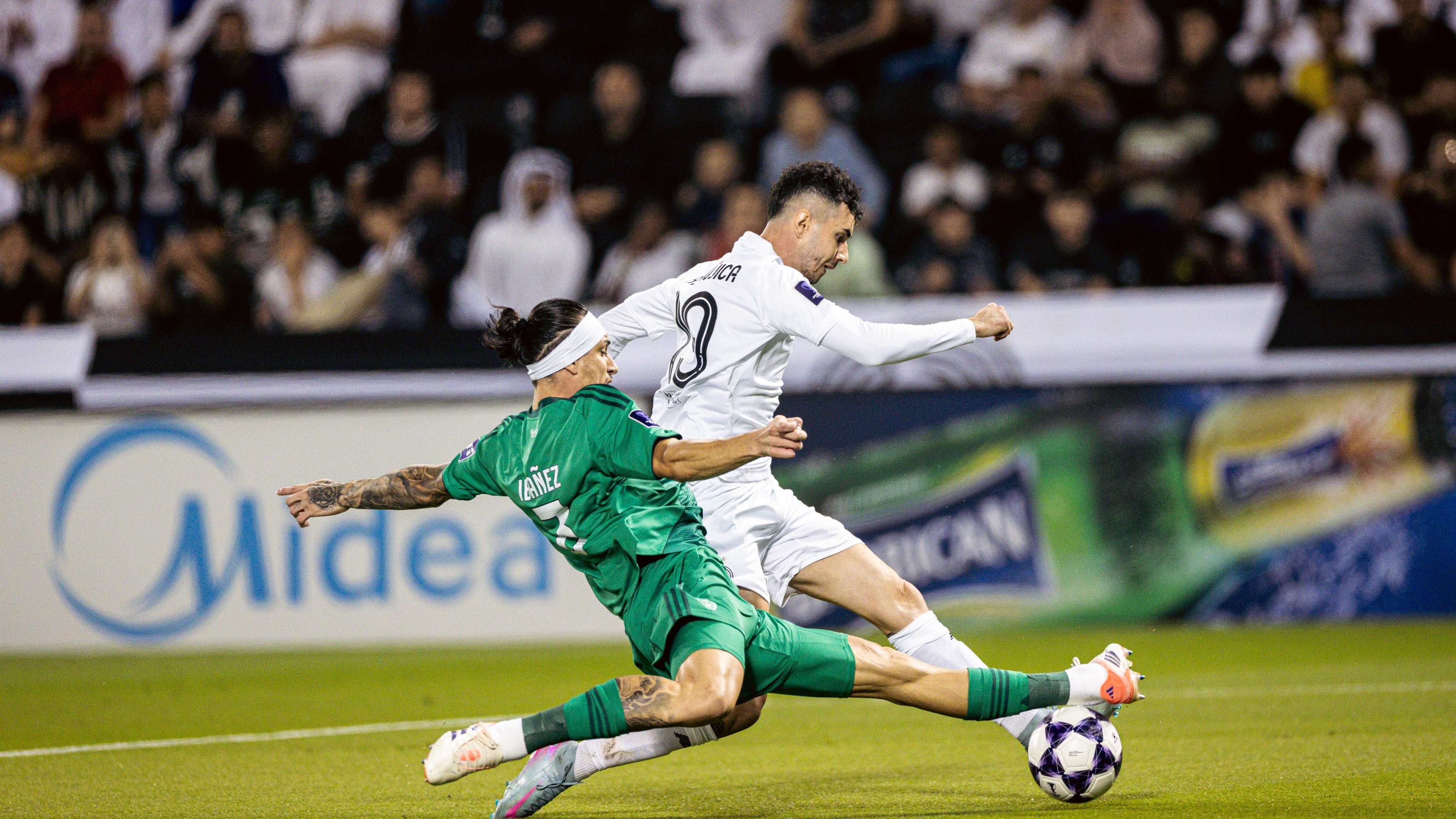 الأهلي و السد 3