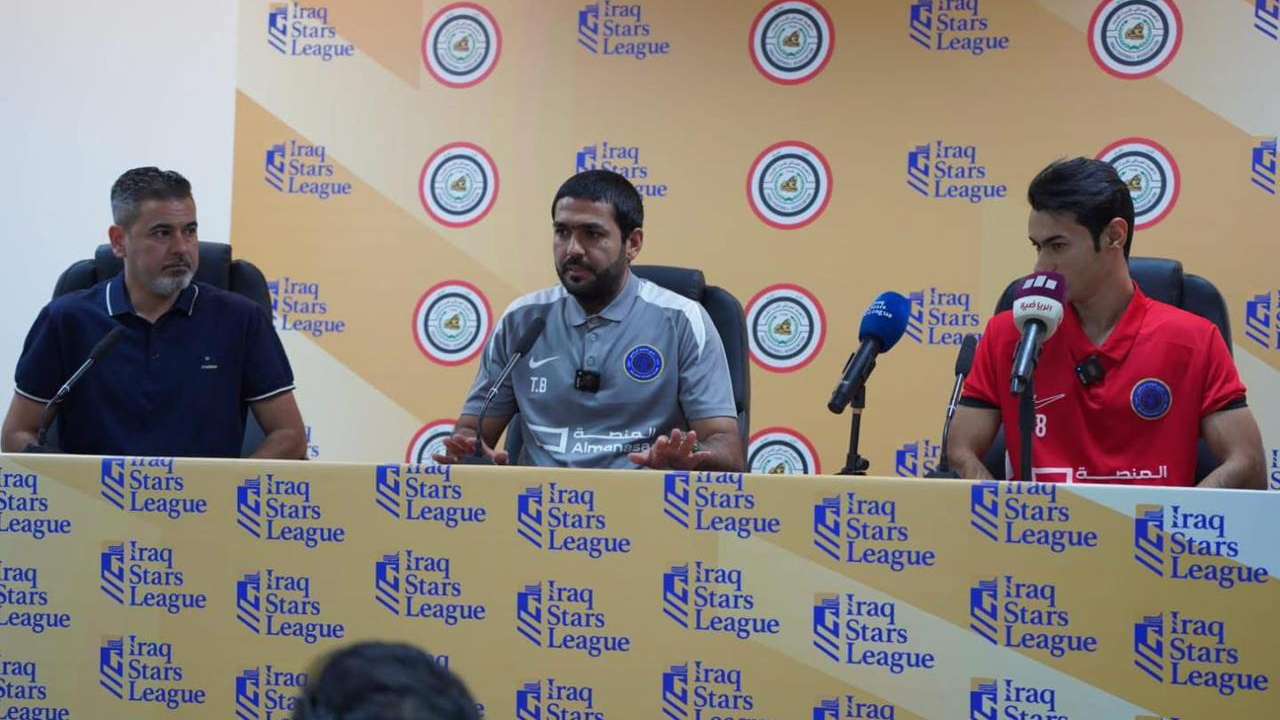 المؤتمر الصحفي لمدرب الطلبة قبل لقاء النفط