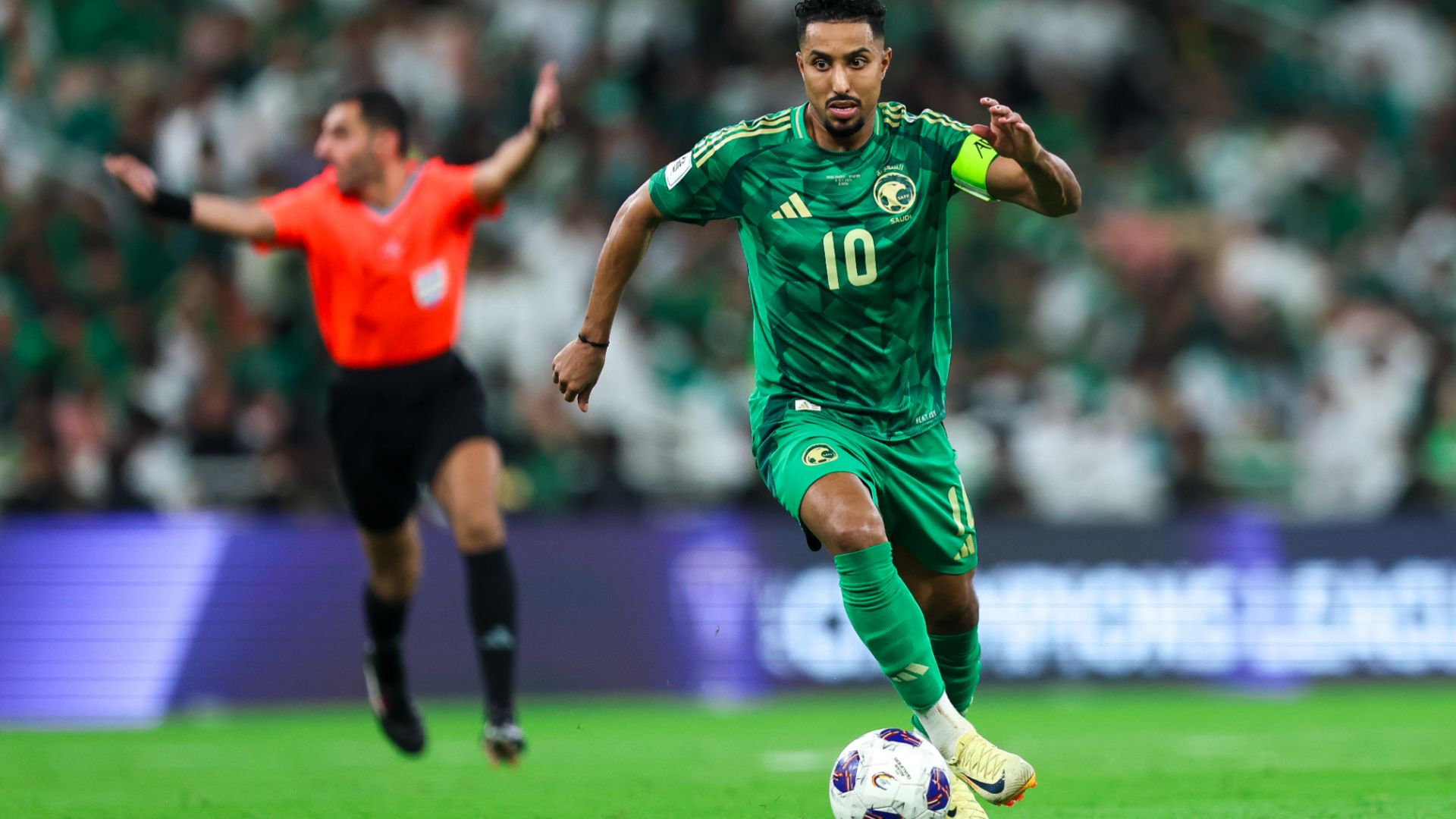 تذاكر مباريات سالم الدوسري مع السعودية في كأس العالم 2026: المواعيد والأسعار والاستراتيجيات