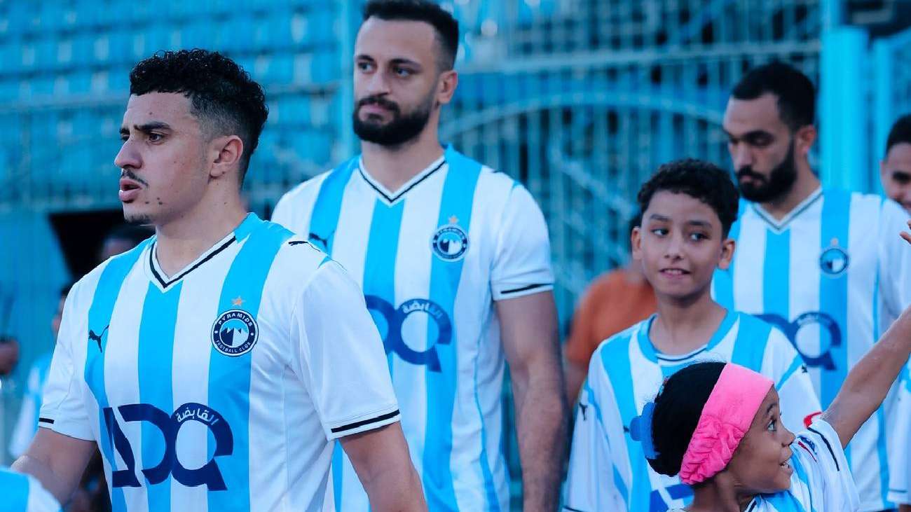 لاعبو بيراميدز