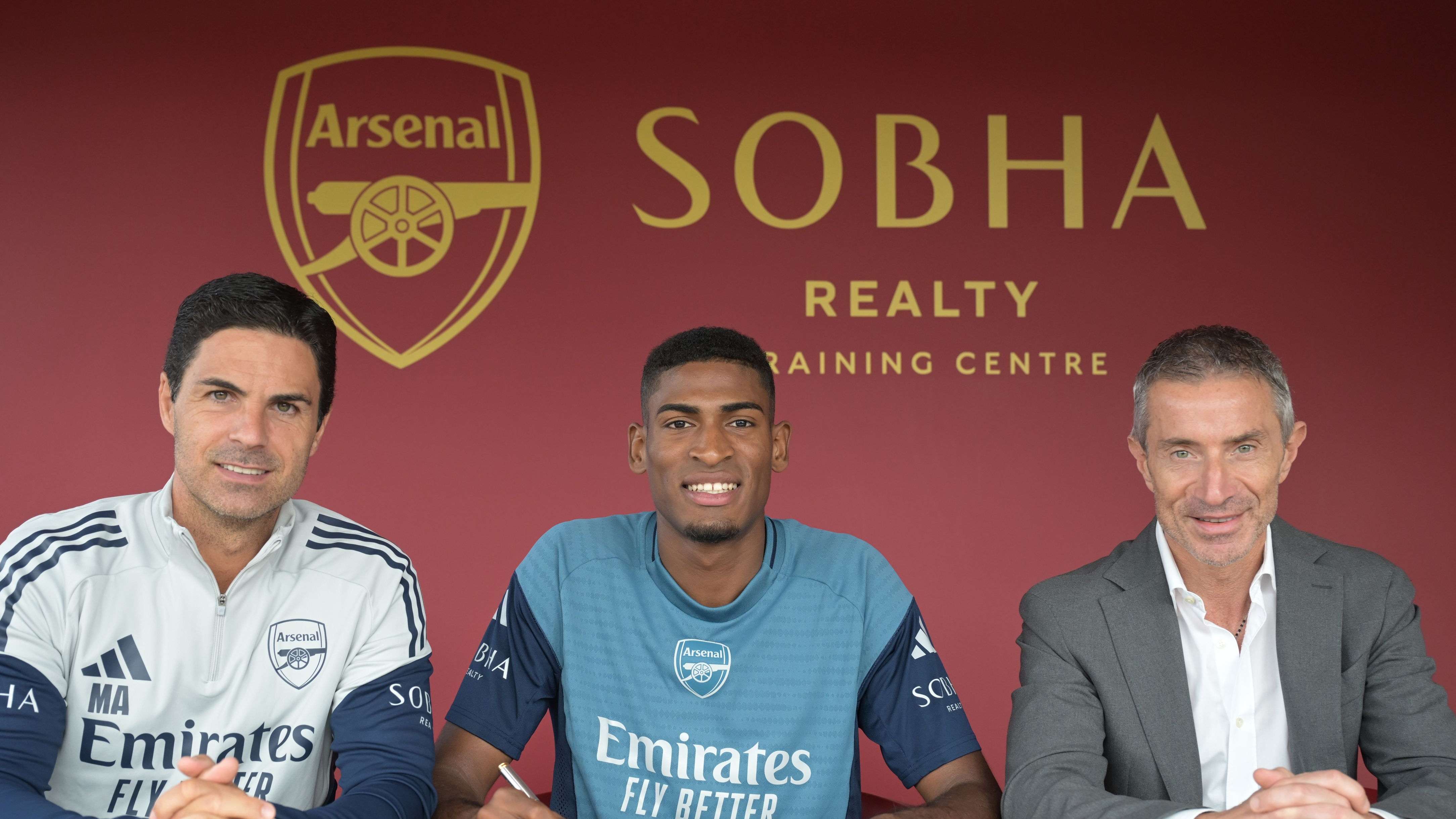 Cristhian Mosquera Arsenal 2025