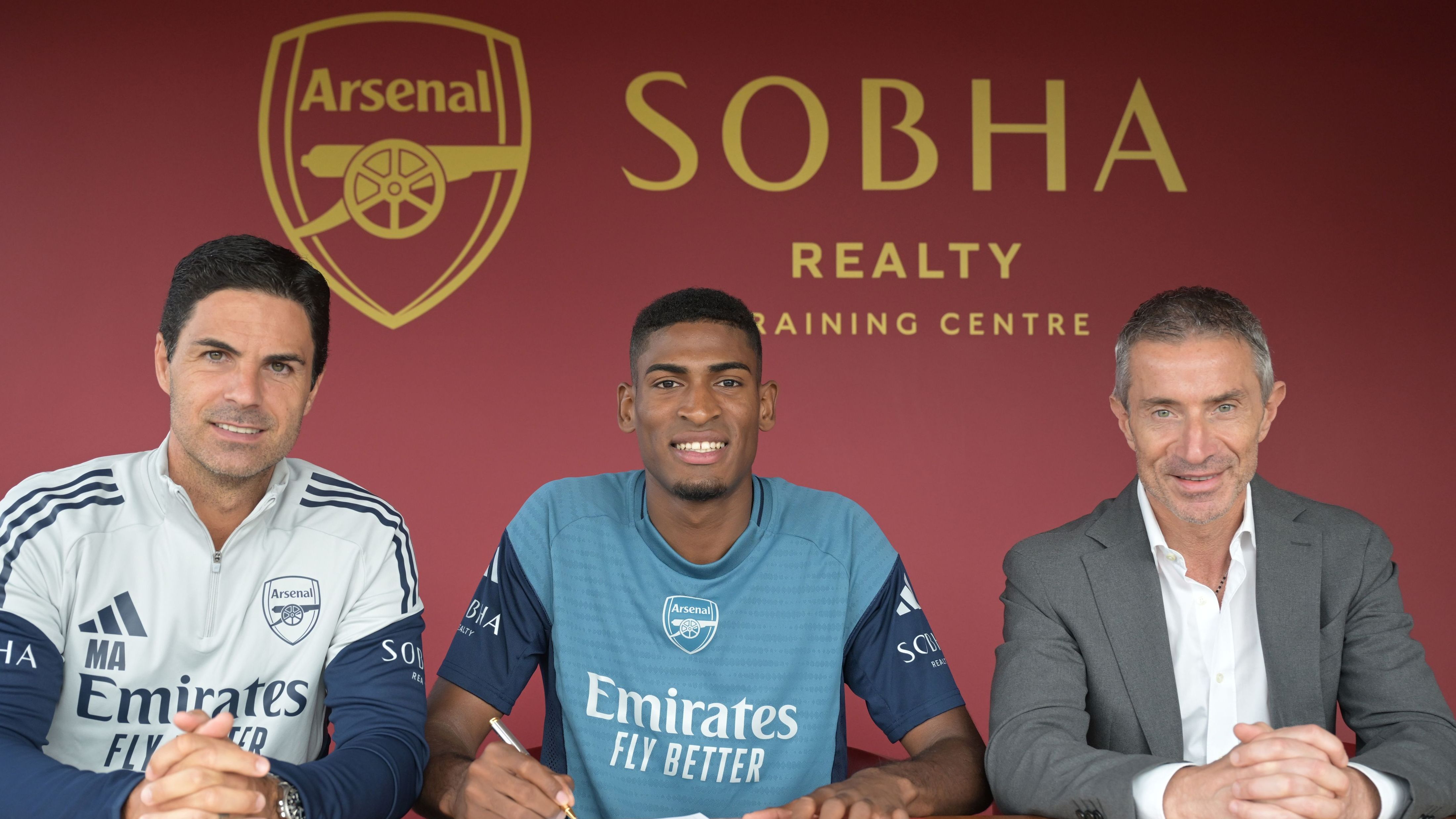 Cristhian Mosquera Arsenal 2025