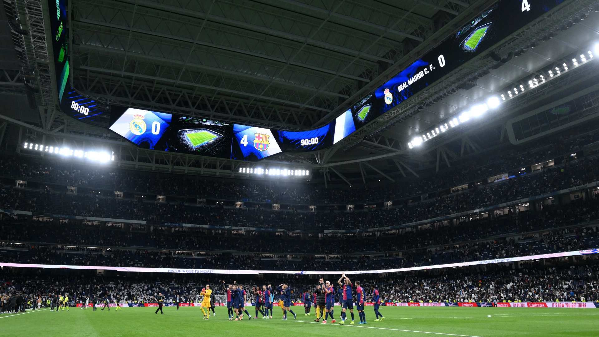 "يا لها من فضيحة".. تلفزيون ريال مدريد: الملكي سيواجه 17 حكمًا في الكلاسيكو