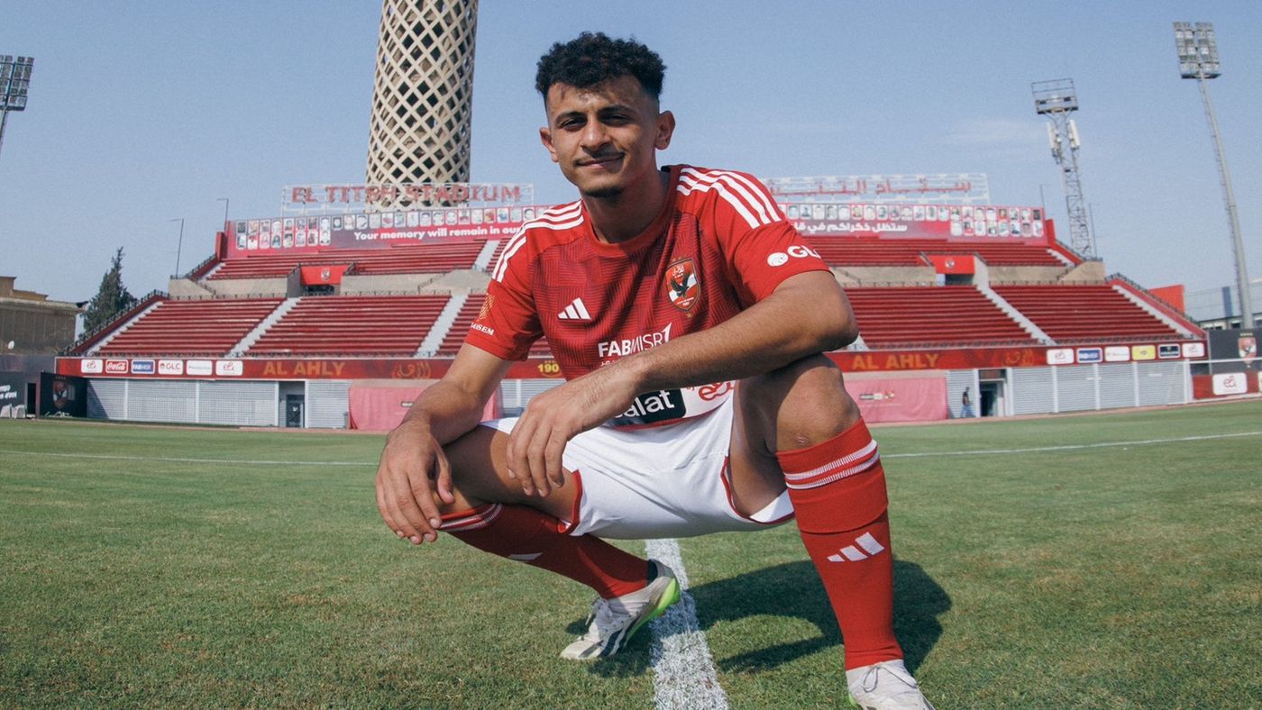 الأهلي يميل لبيع عمر الساعي نهائيًا